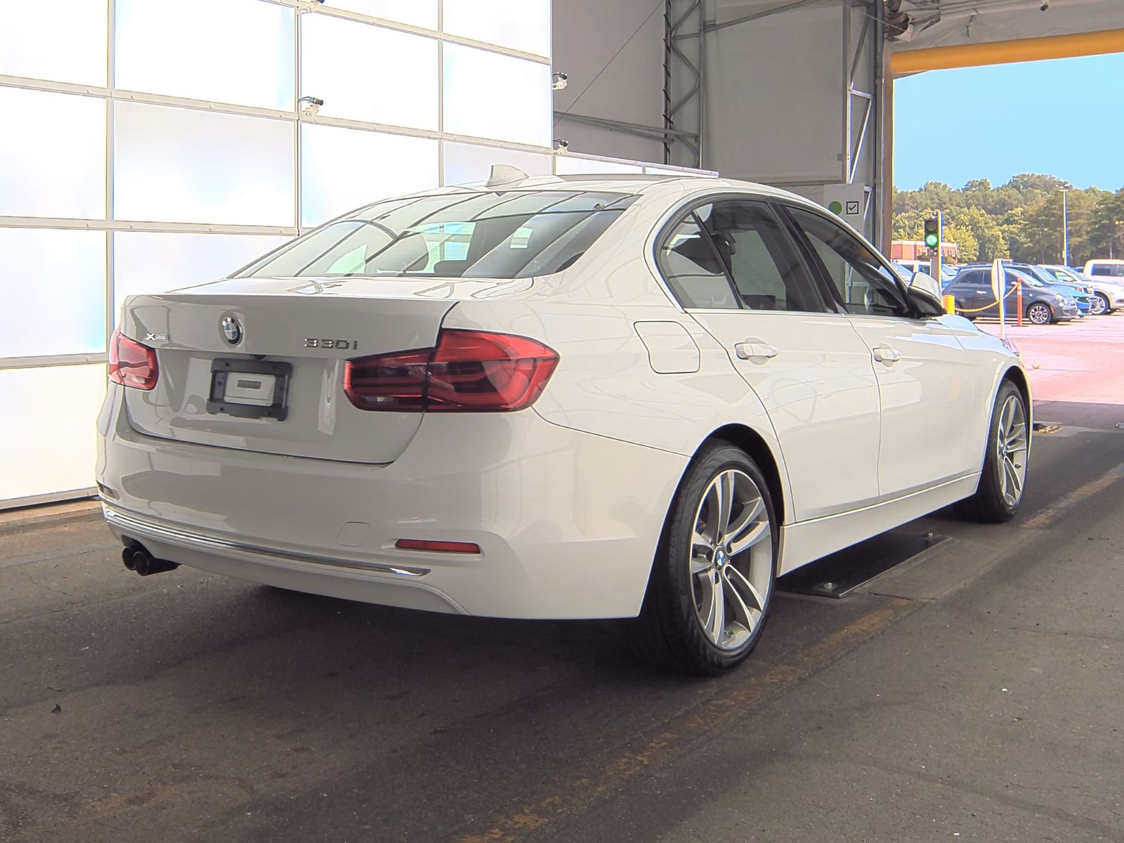 2018 BMW 3 Series 330i xDrive AWD