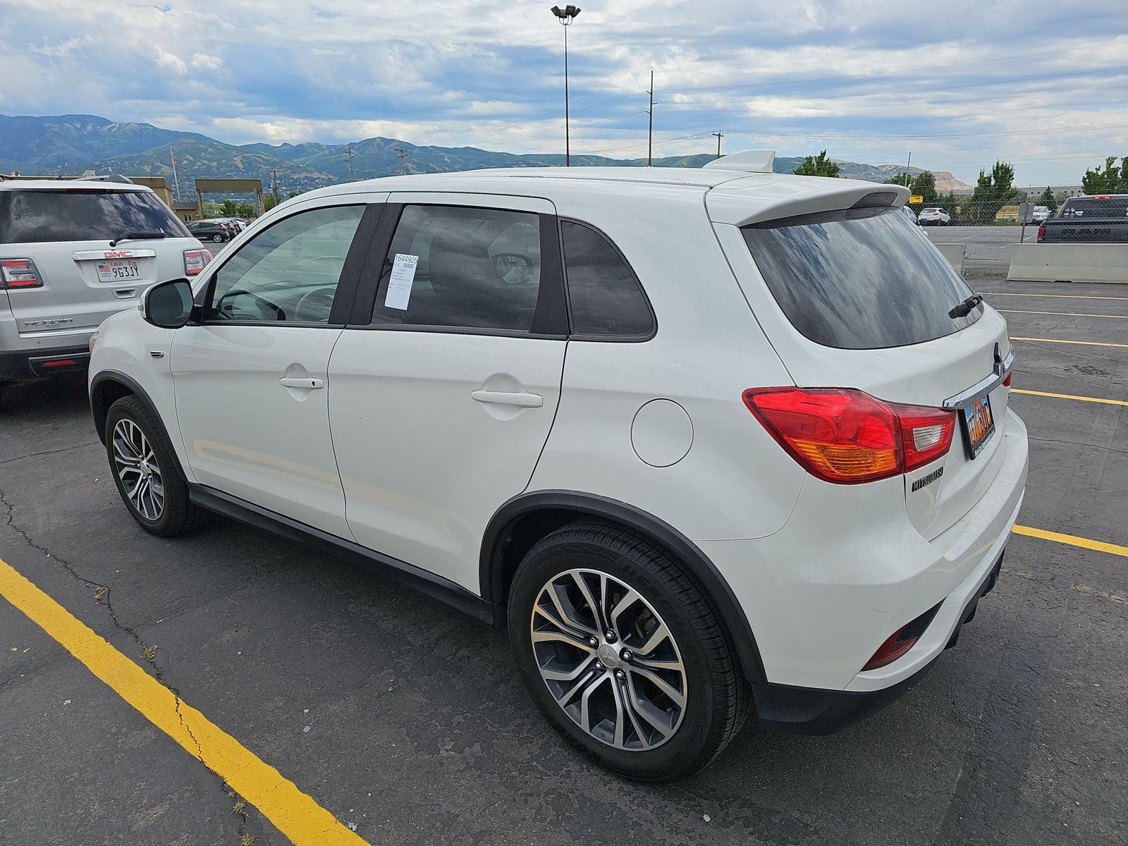 2019 Mitsubishi Outlander Sport ES AWD