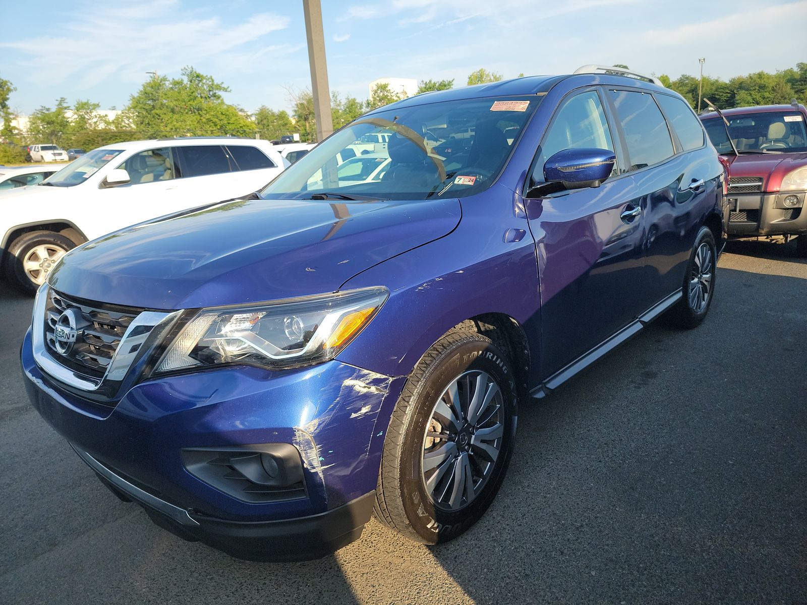 2020 Nissan Pathfinder SL FWD