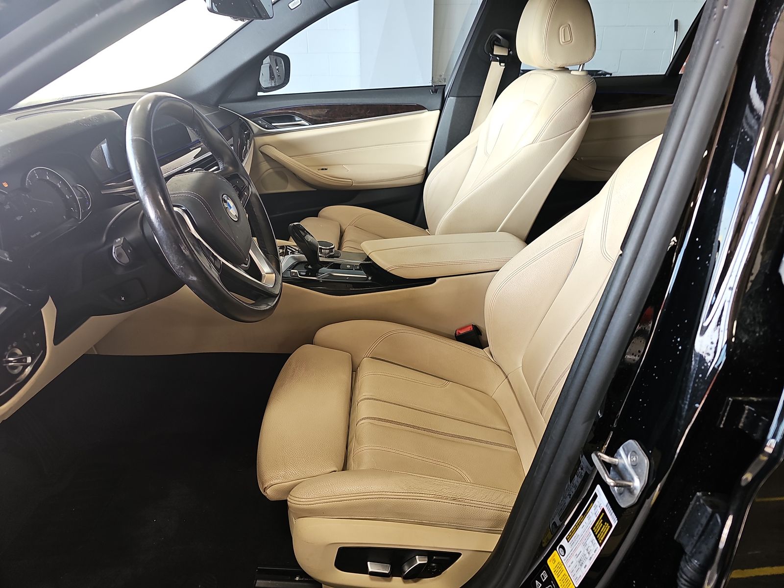 2017 BMW 5 Series 530i xDrive AWD