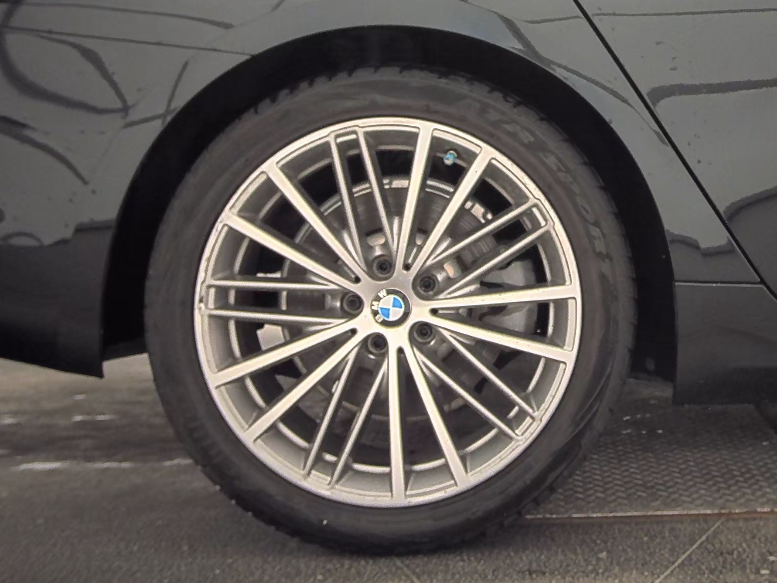 2017 BMW 5 Series 530i xDrive AWD