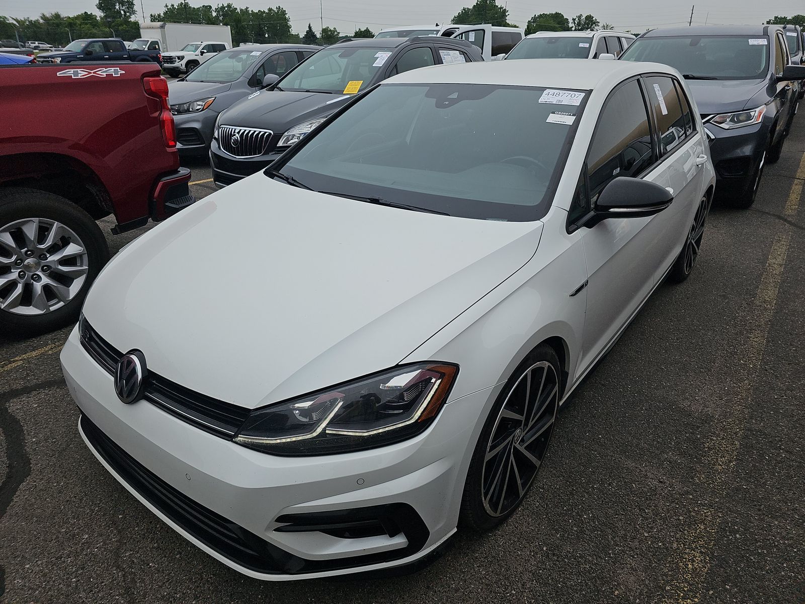 2018 Volkswagen Golf R Base AWD