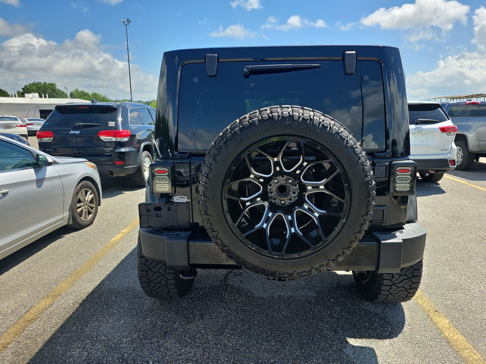 2017 Jeep Wrangler Unlimited Sahara AWD