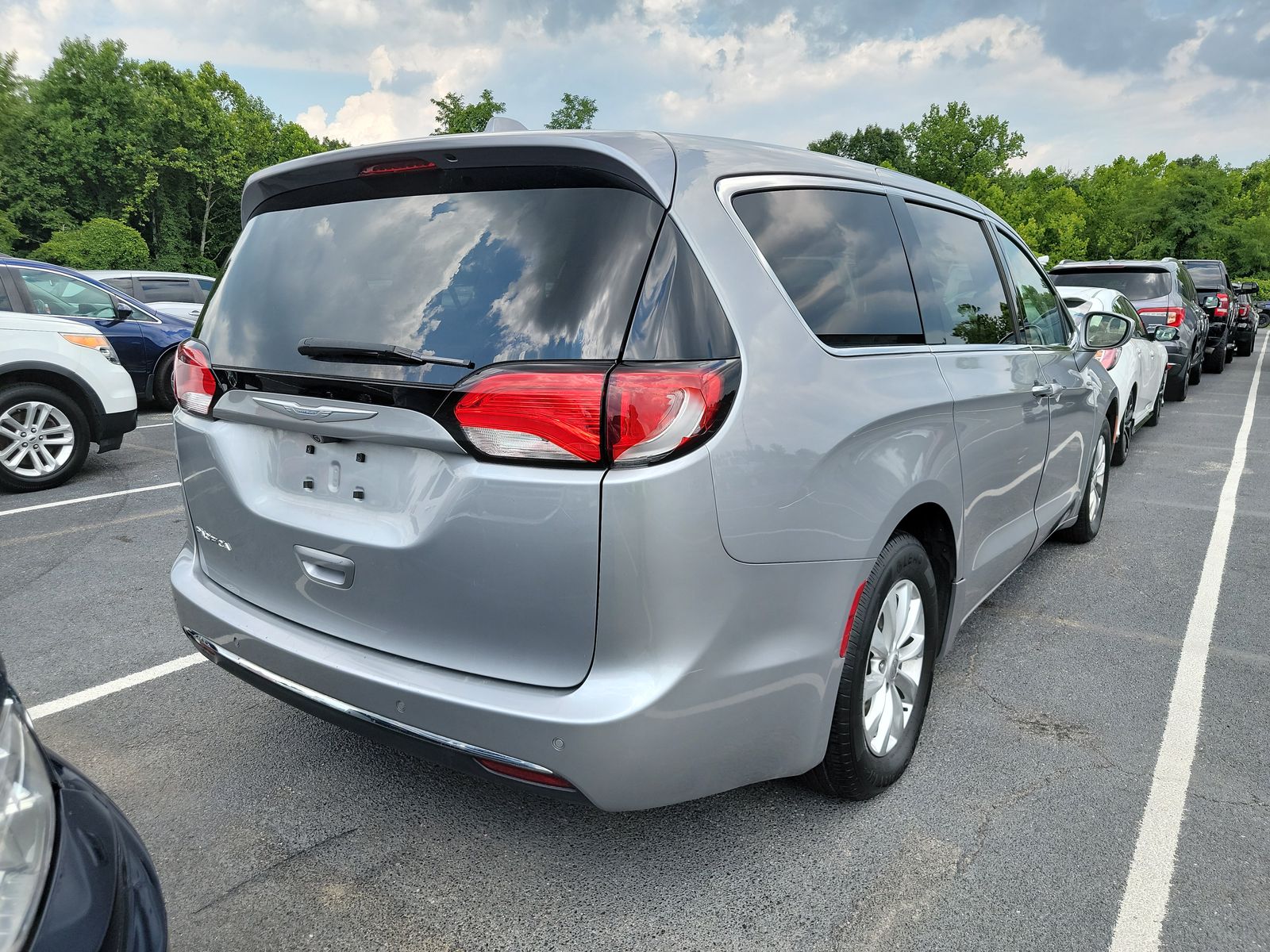 2018 Chrysler Pacifica Touring Plus FWD