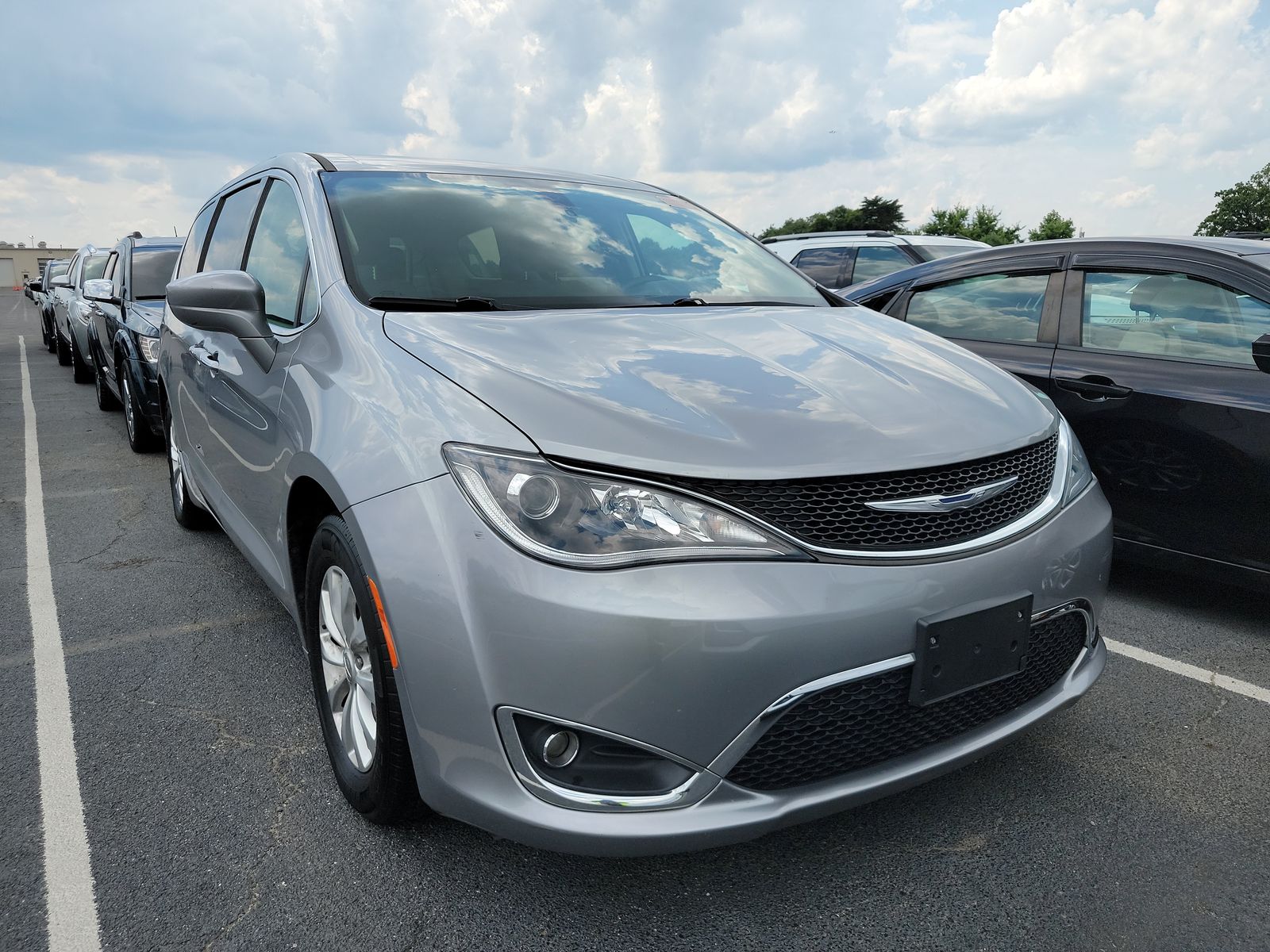 2018 Chrysler Pacifica Touring Plus FWD