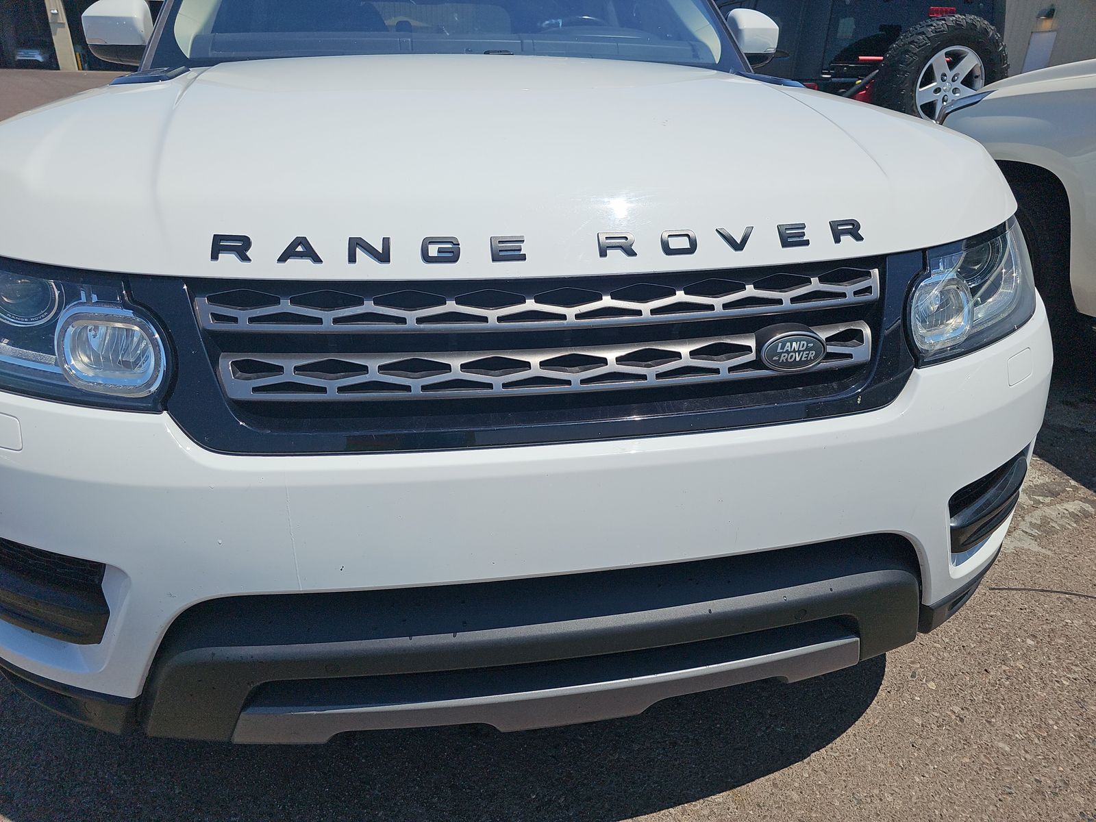 2017 Land Rover Range Rover Sport SE AWD