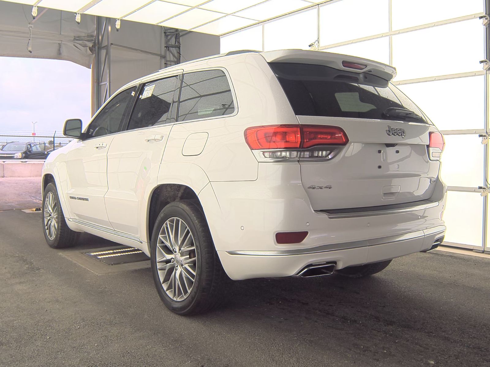 2017 Jeep Grand Cherokee Summit AWD