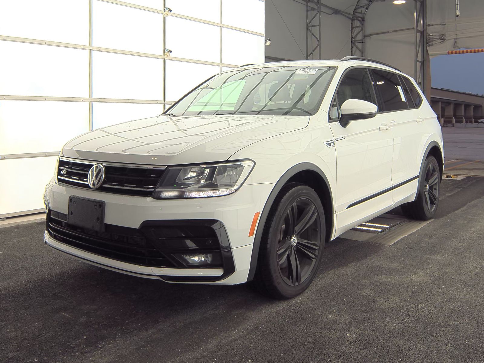 2019 Volkswagen Tiguan 2.0T SEL R-Line Black FWD