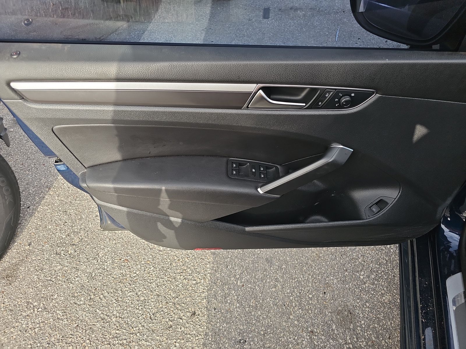 2018 Volkswagen Passat 2.0T R-Line FWD