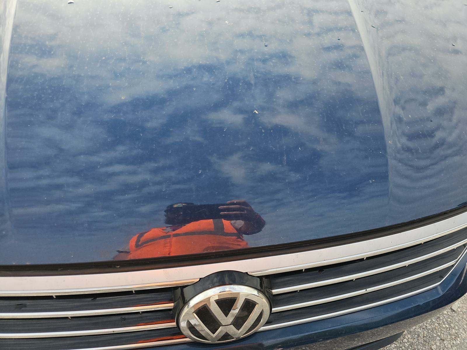 2018 Volkswagen Passat 2.0T R-Line FWD