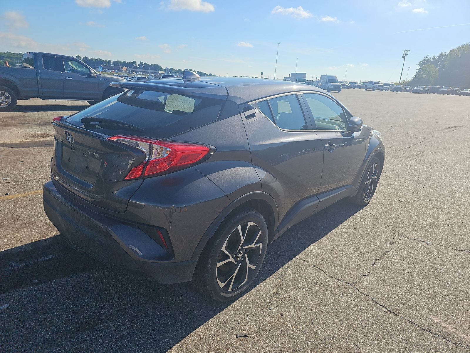 2021 Toyota C-HR XLE FWD