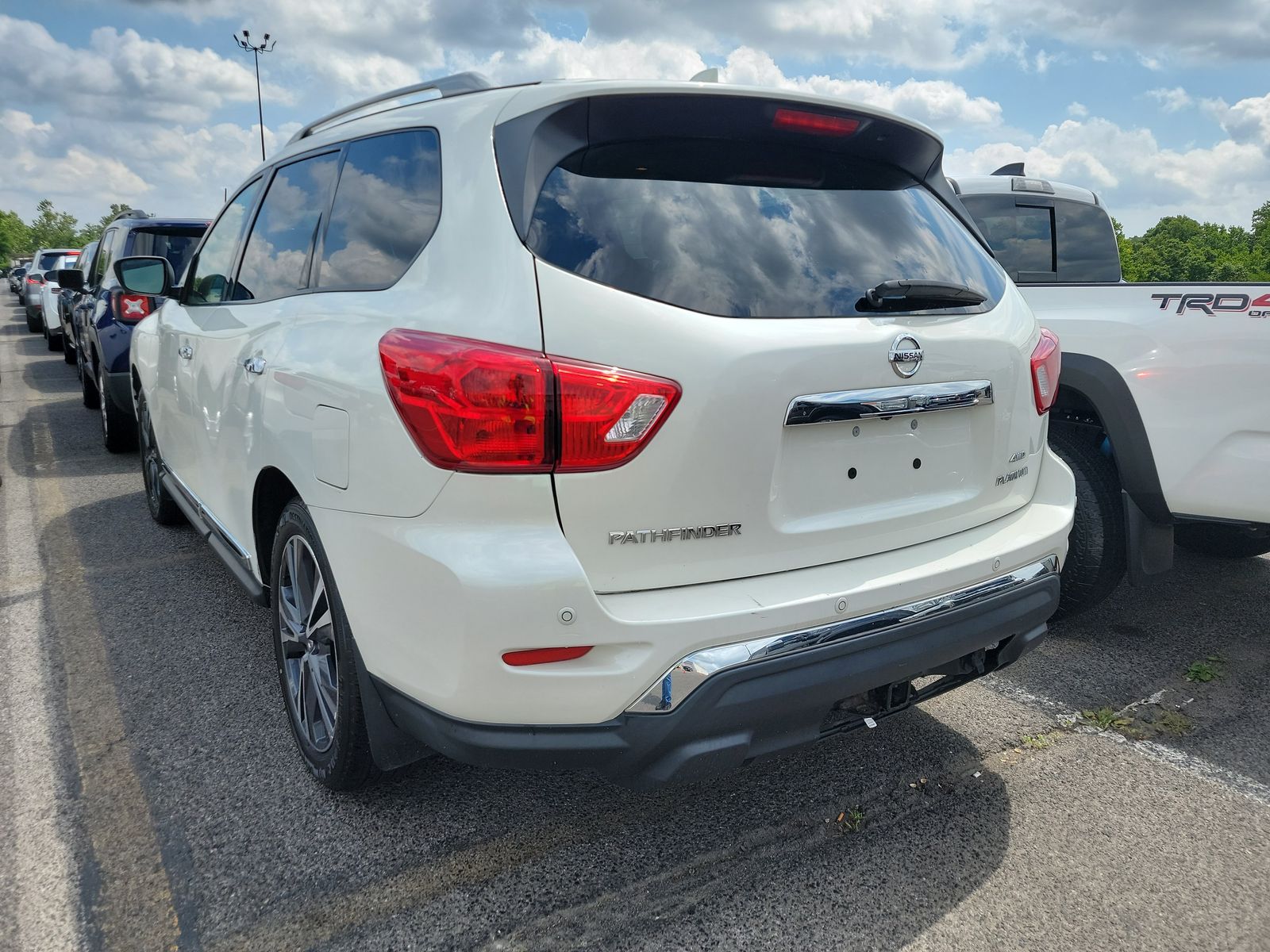 2020 Nissan Pathfinder Platinum AWD