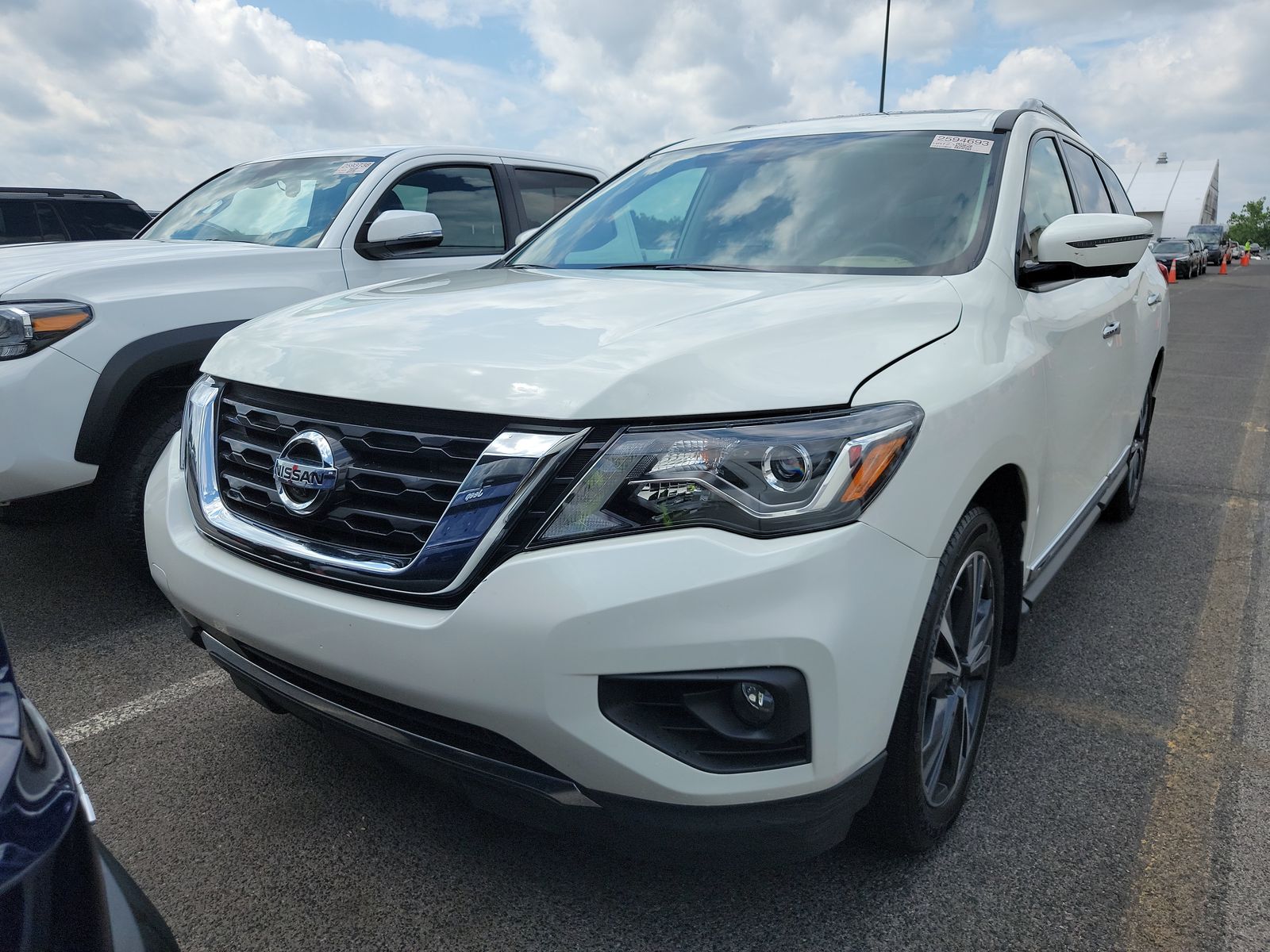 2020 Nissan Pathfinder Platinum AWD