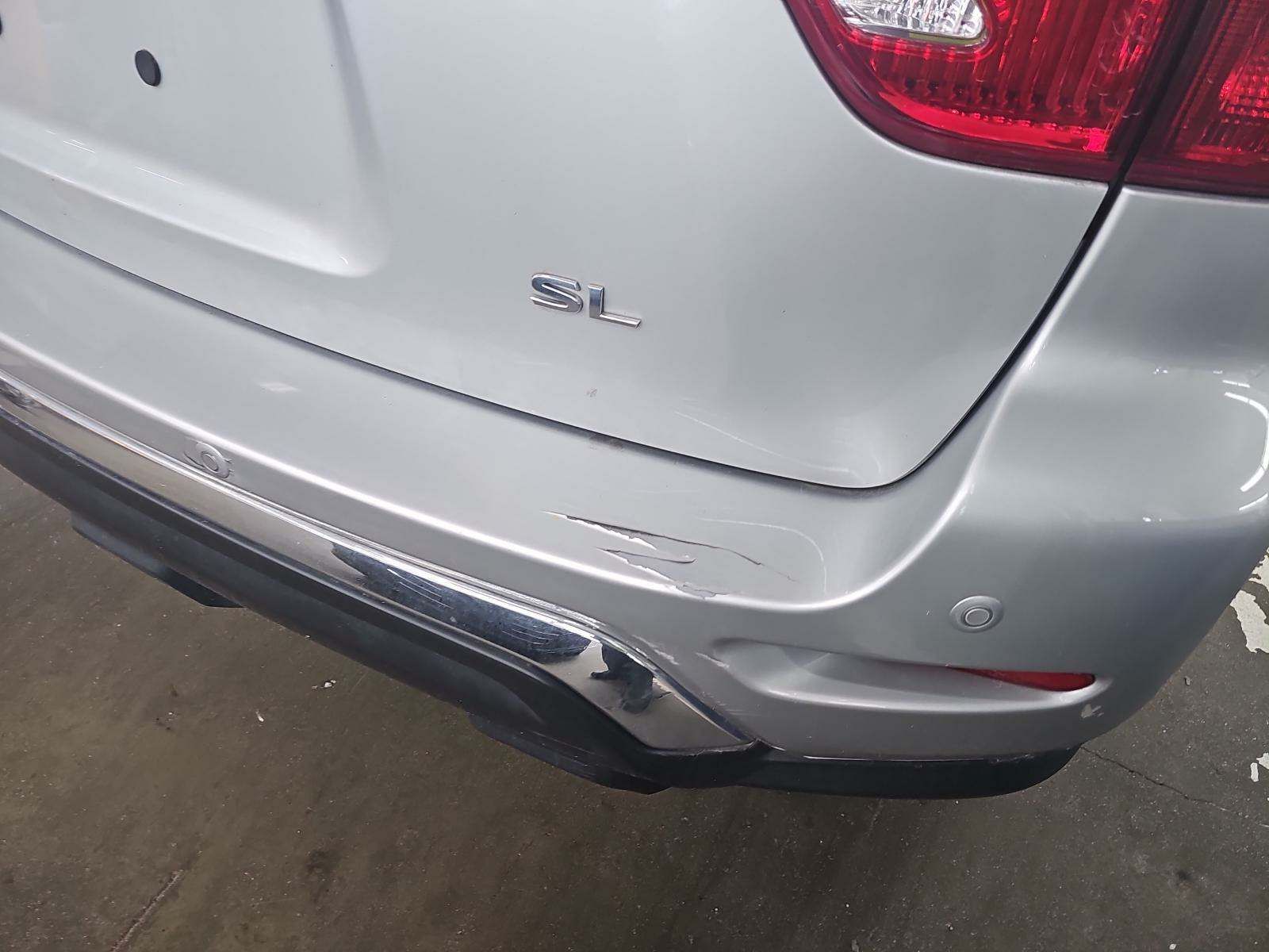 2020 Nissan Pathfinder SL FWD