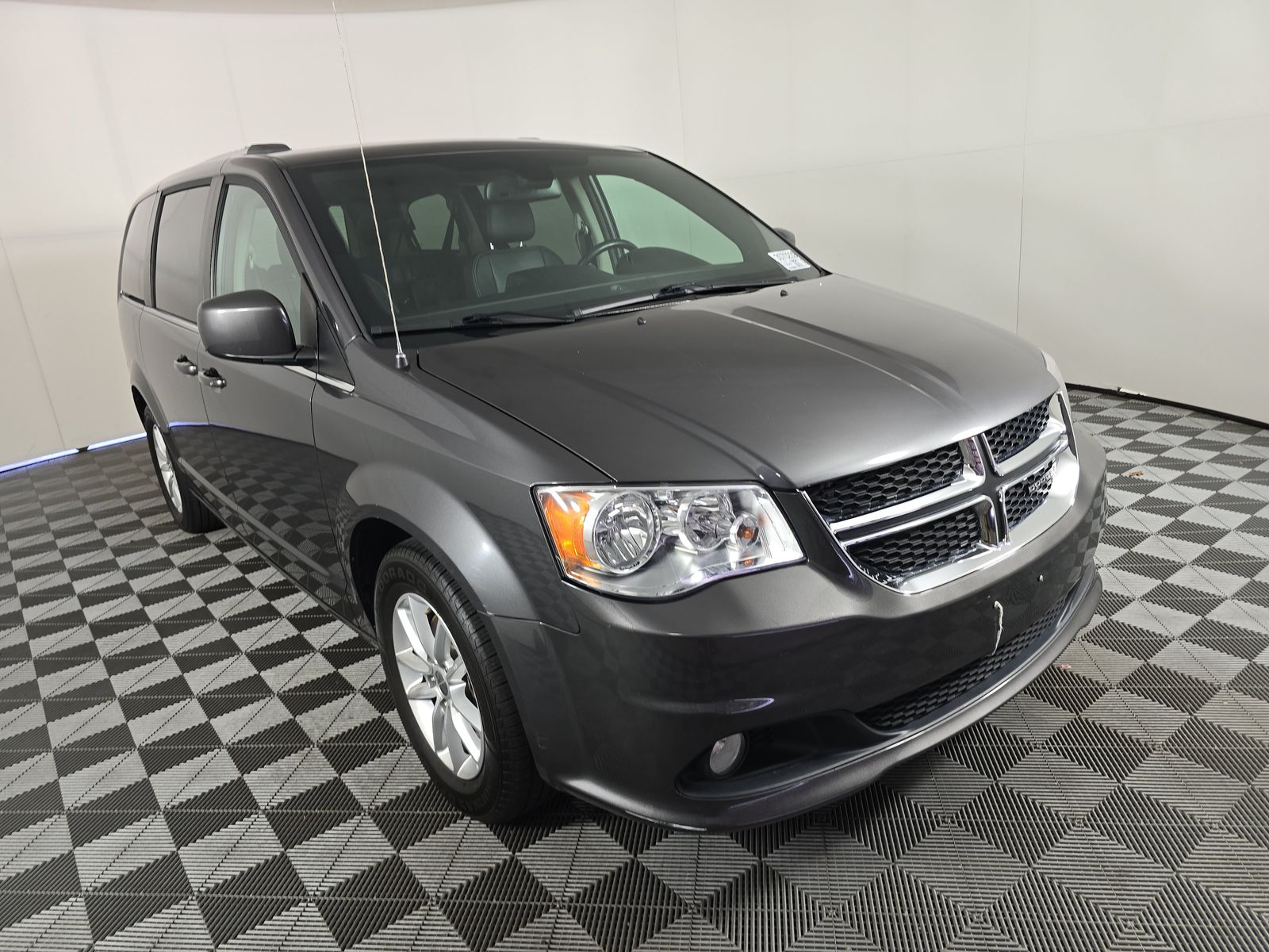 2018 Dodge Grand Caravan SXT FWD