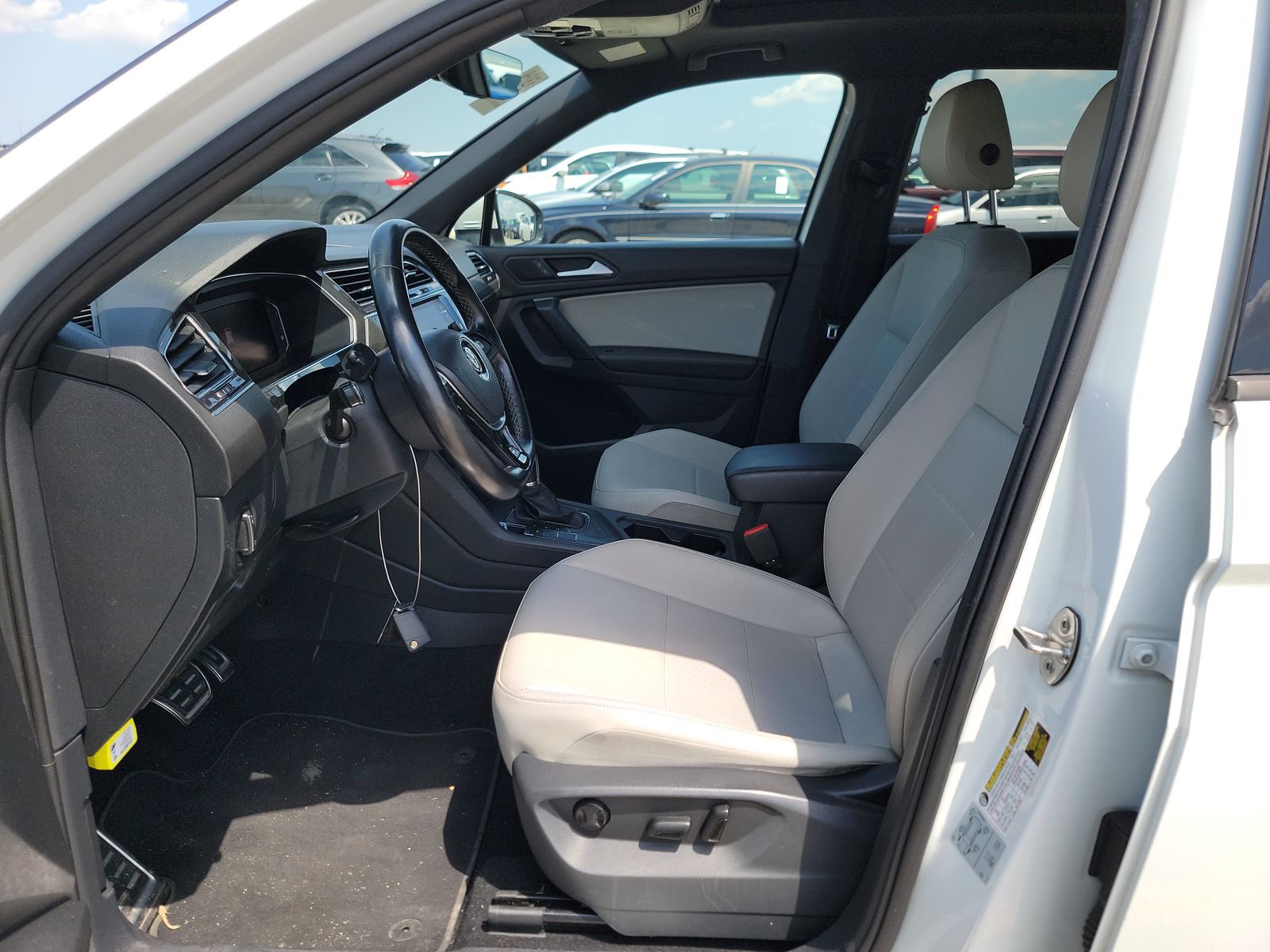 2019 Volkswagen Tiguan 2.0T SEL R-Line Black FWD