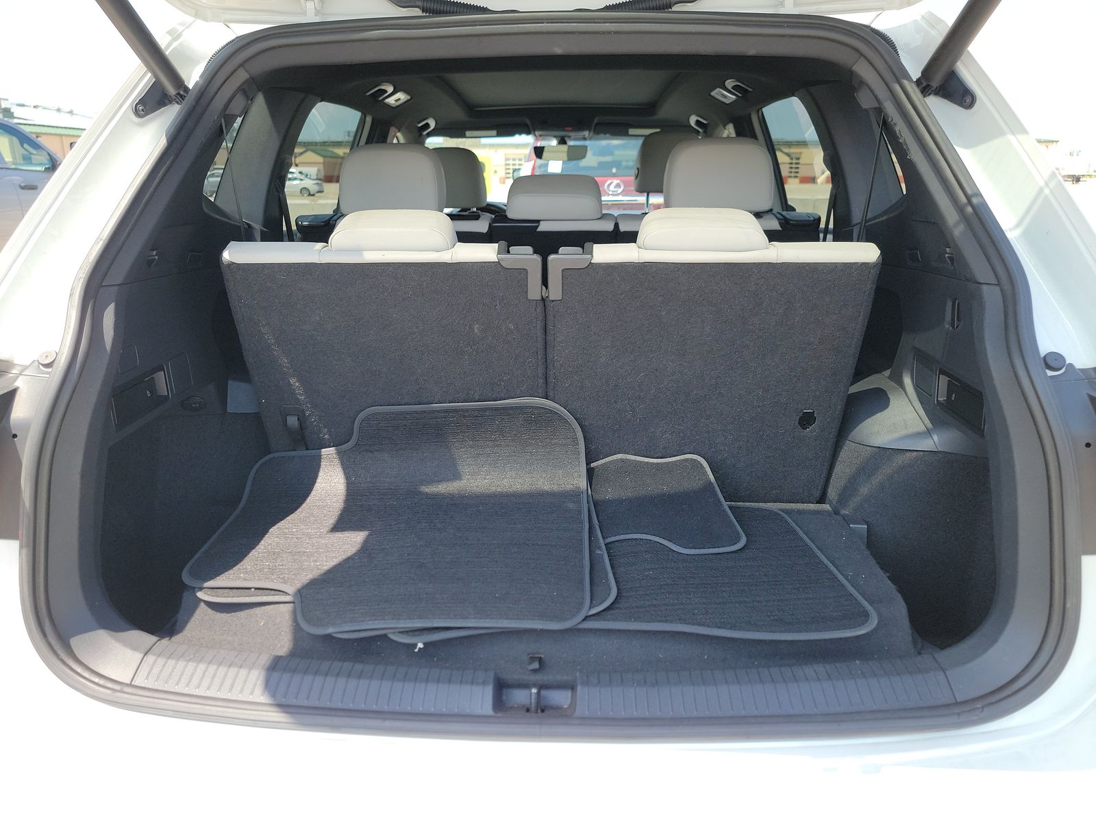 2019 Volkswagen Tiguan 2.0T SEL R-Line Black FWD