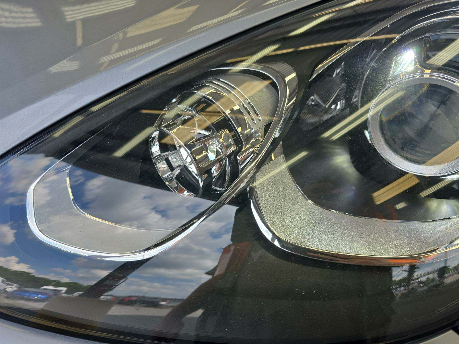 2018 Porsche Cayenne Platinum Edition AWD