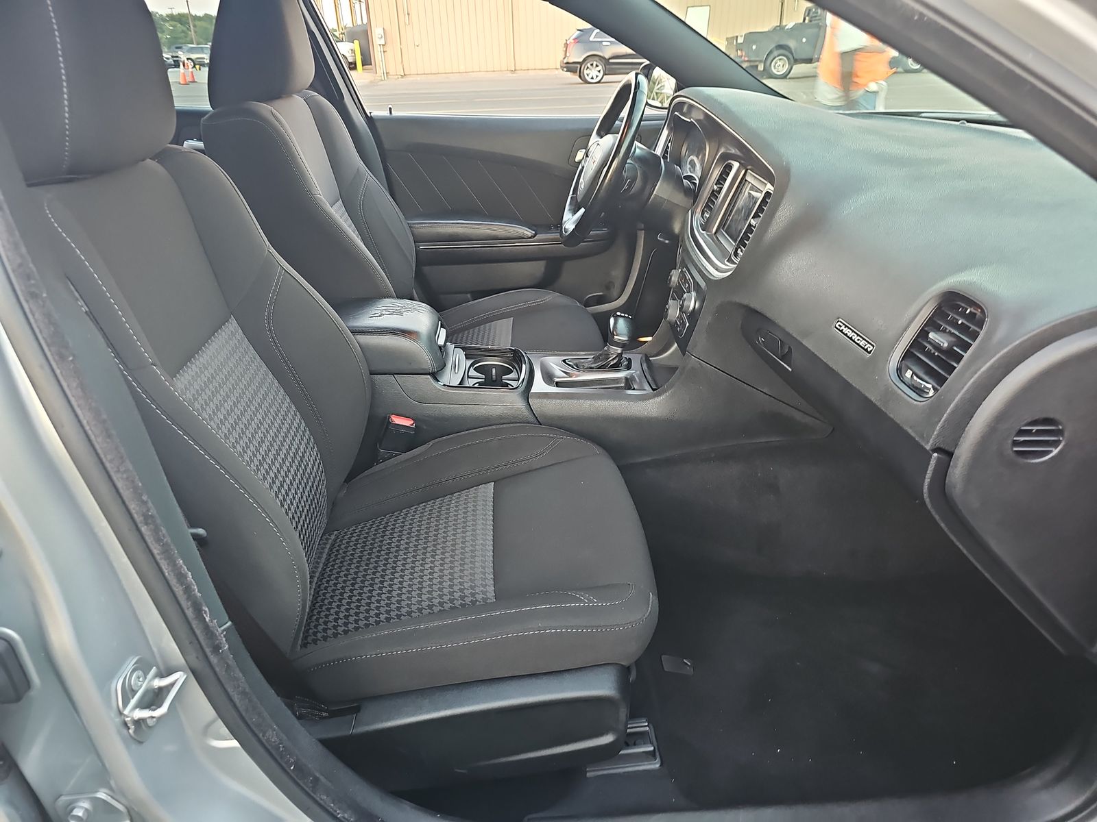 2020 Dodge Charger SXT RWD