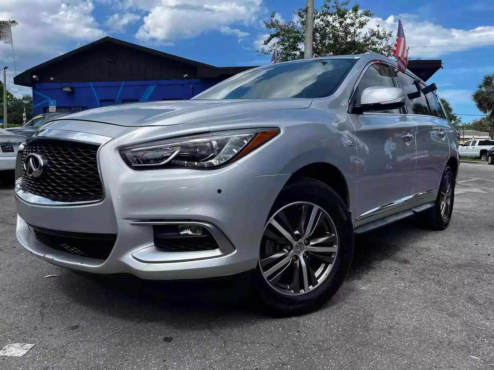 2020 INFINITI QX60 LUXE