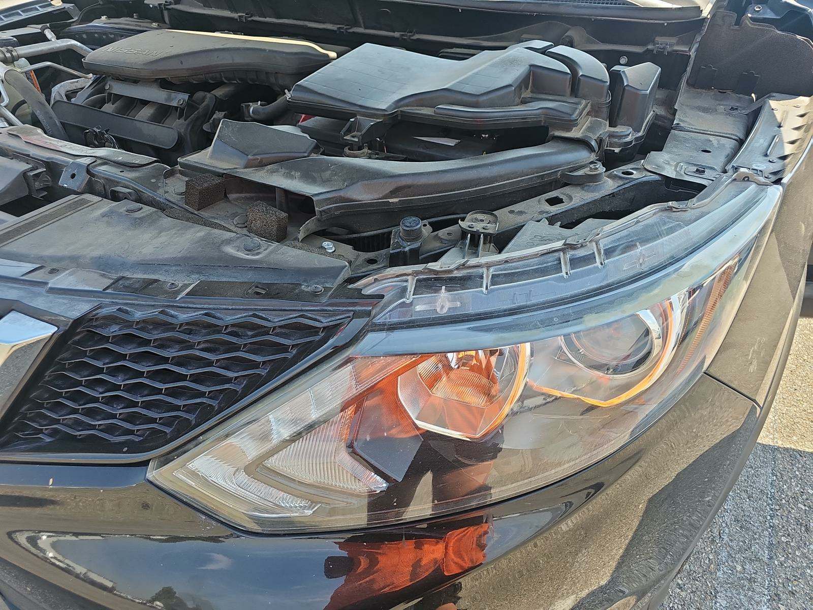 2018 Nissan Rogue Sport S FWD