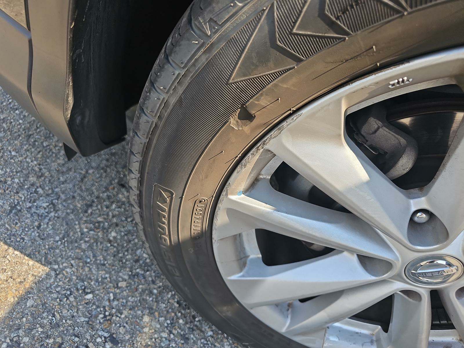 2018 Nissan Rogue Sport S FWD