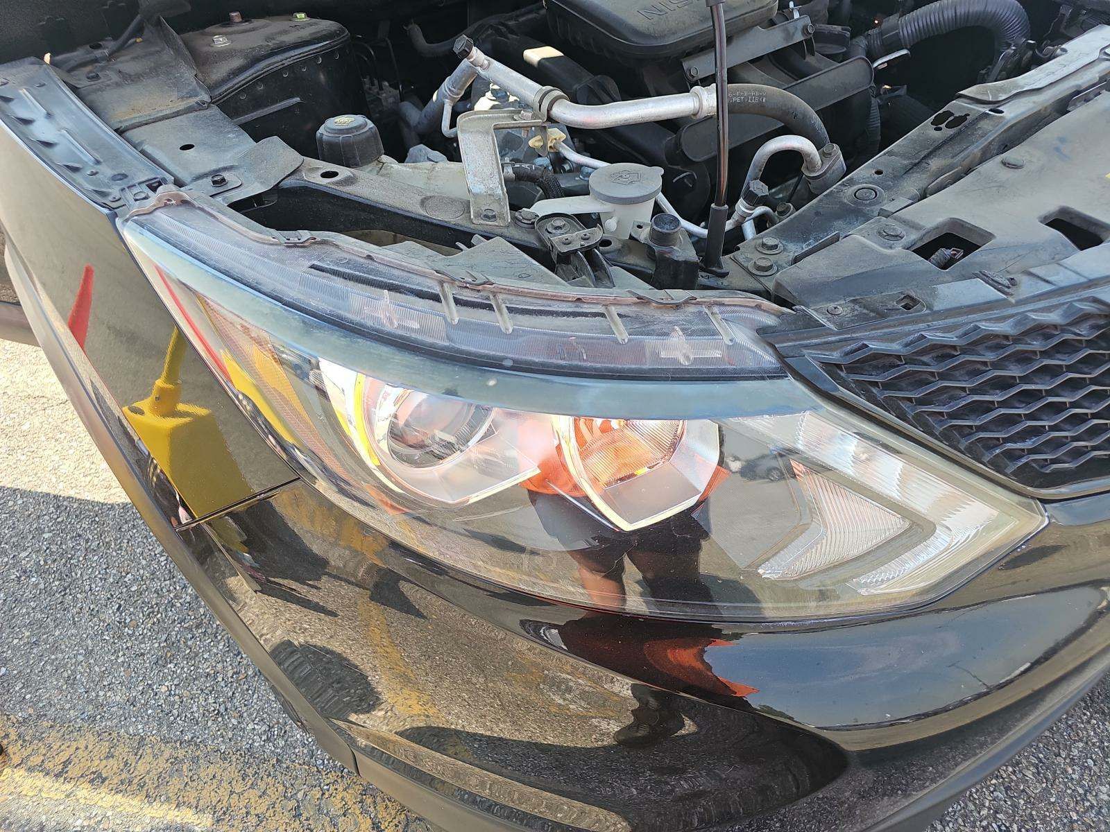 2018 Nissan Rogue Sport S FWD