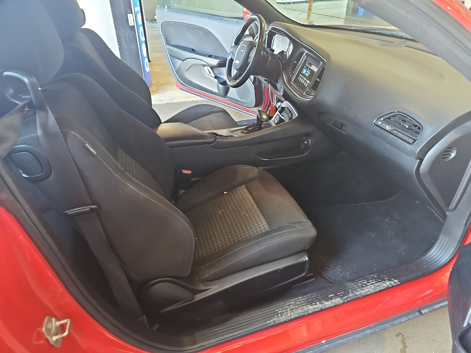 2020 Dodge Challenger SXT FWD