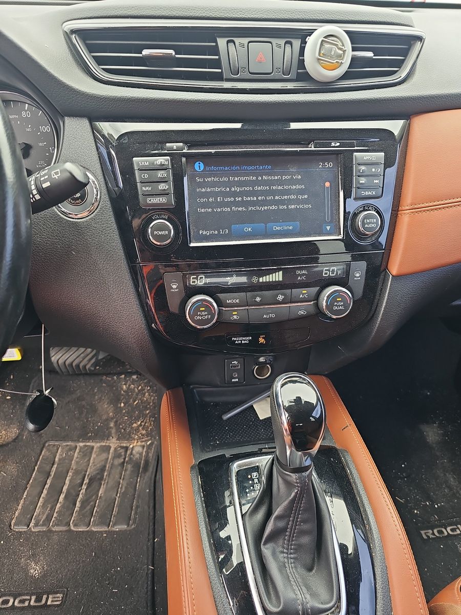 2017 Nissan Rogue SL FWD