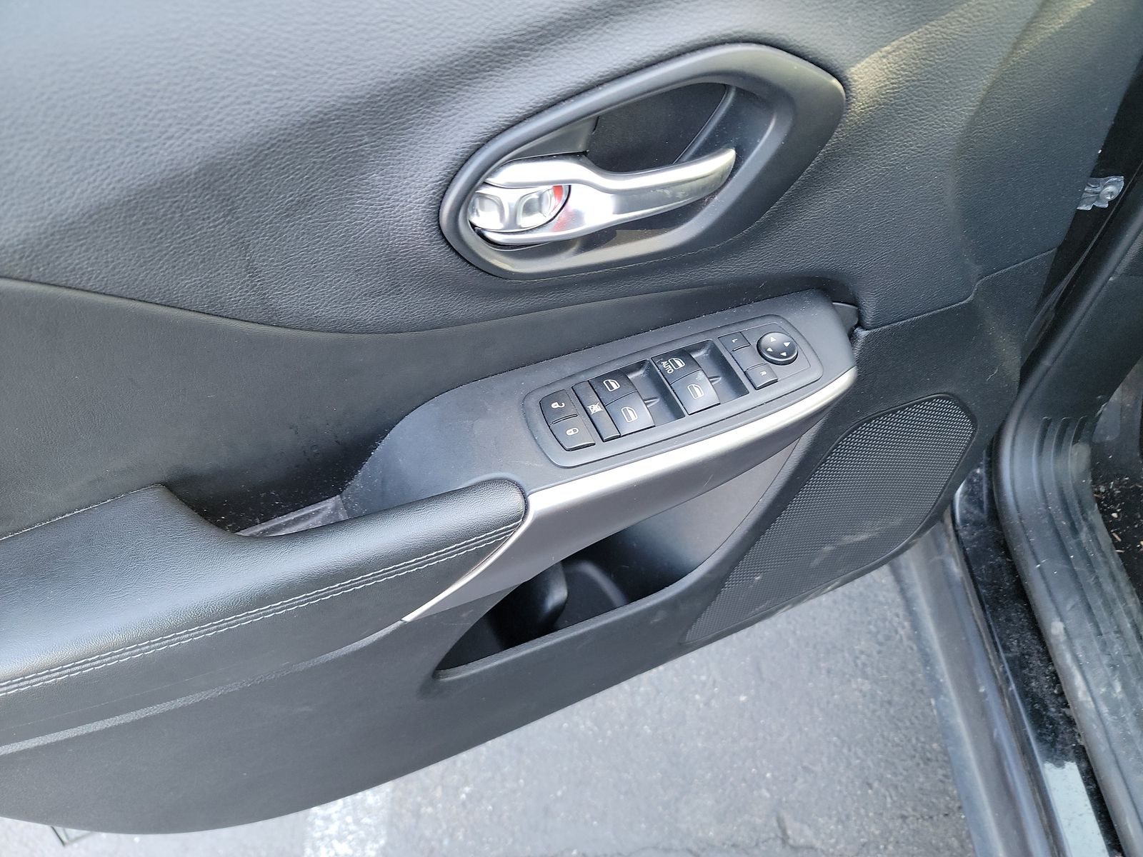 2019 Jeep Cherokee Latitude AWD