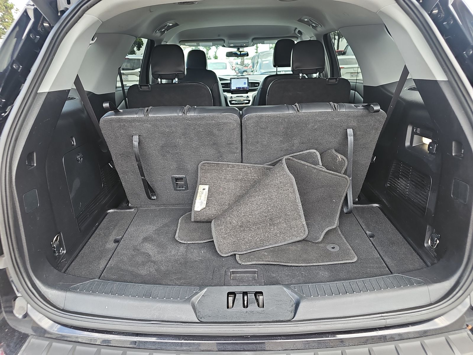 2021 Ford Explorer XLT FWD