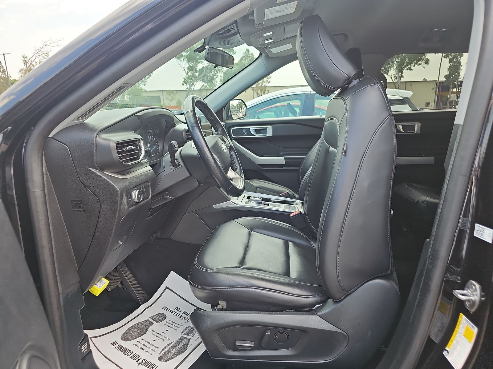 2021 Ford Explorer XLT FWD