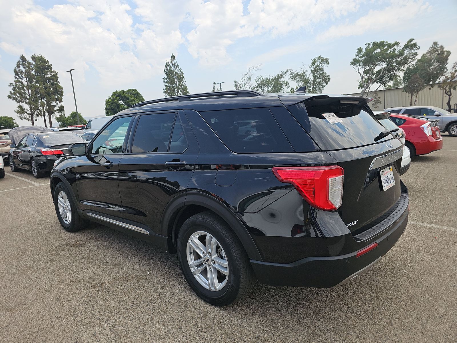 2021 Ford Explorer XLT FWD