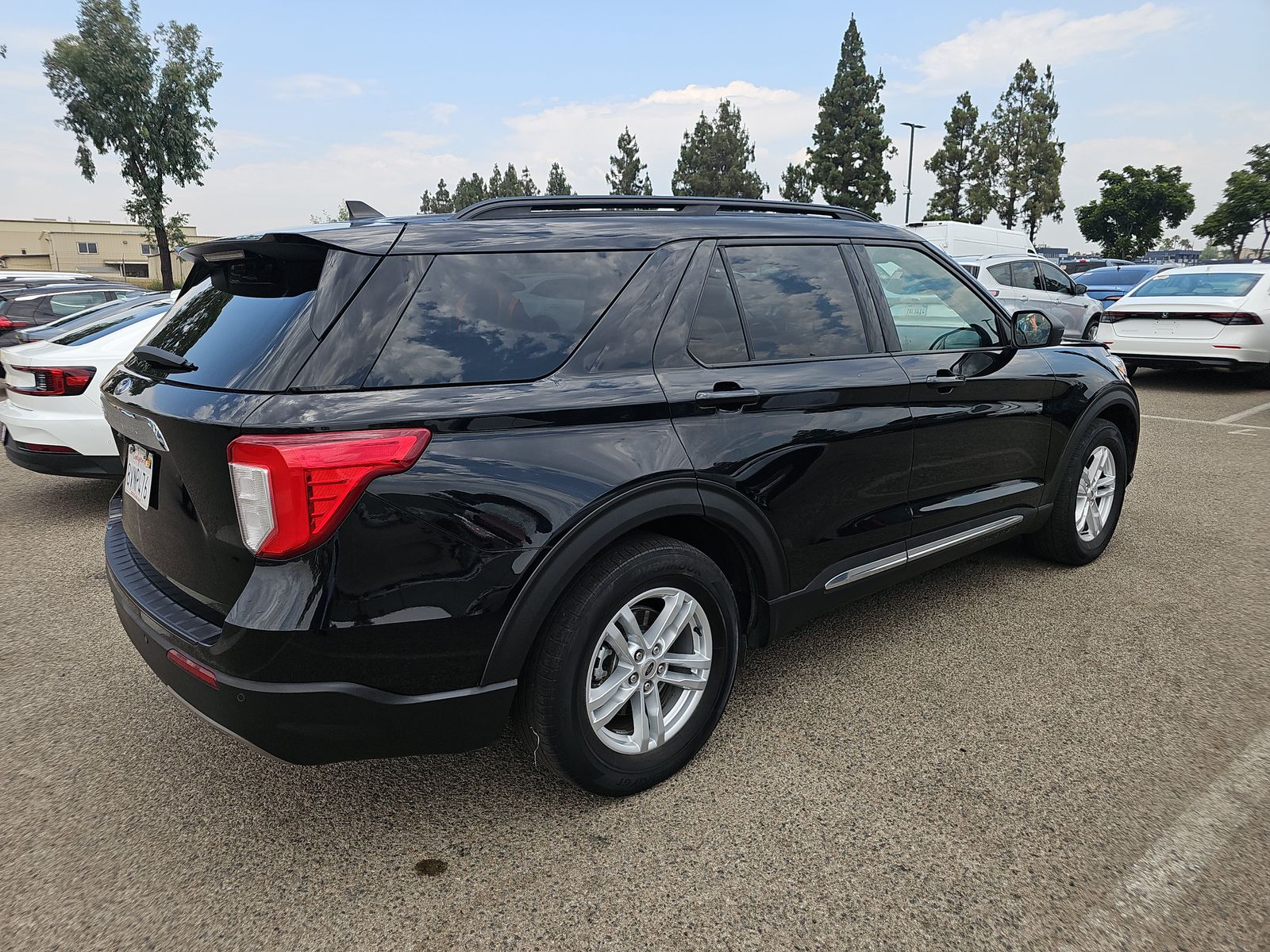 2021 Ford Explorer XLT FWD