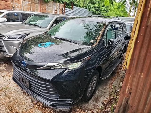 2022 Toyota Sienna LE 8-Passenger 120.5