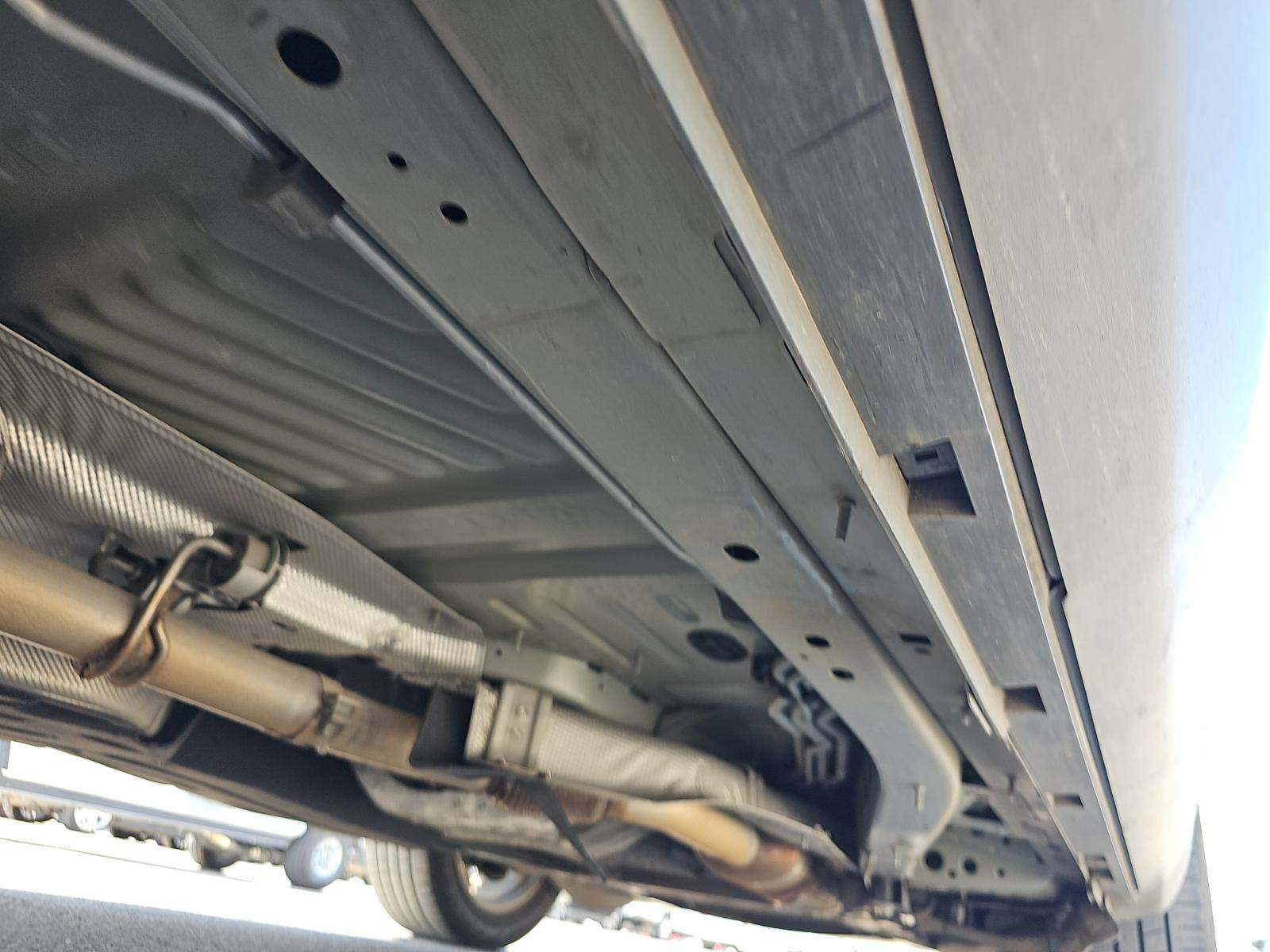 2021 Ford Explorer XLT RWD