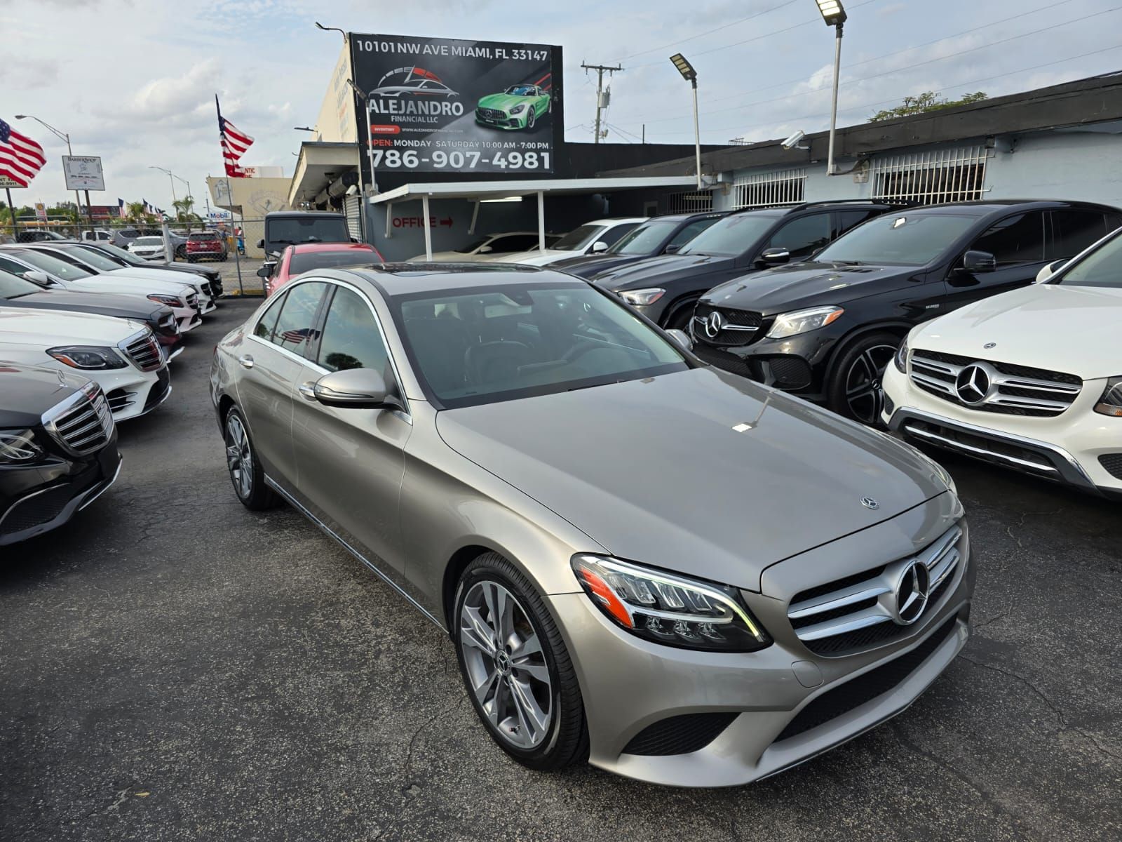 2019 Mercedes-Benz C 300 Sedan