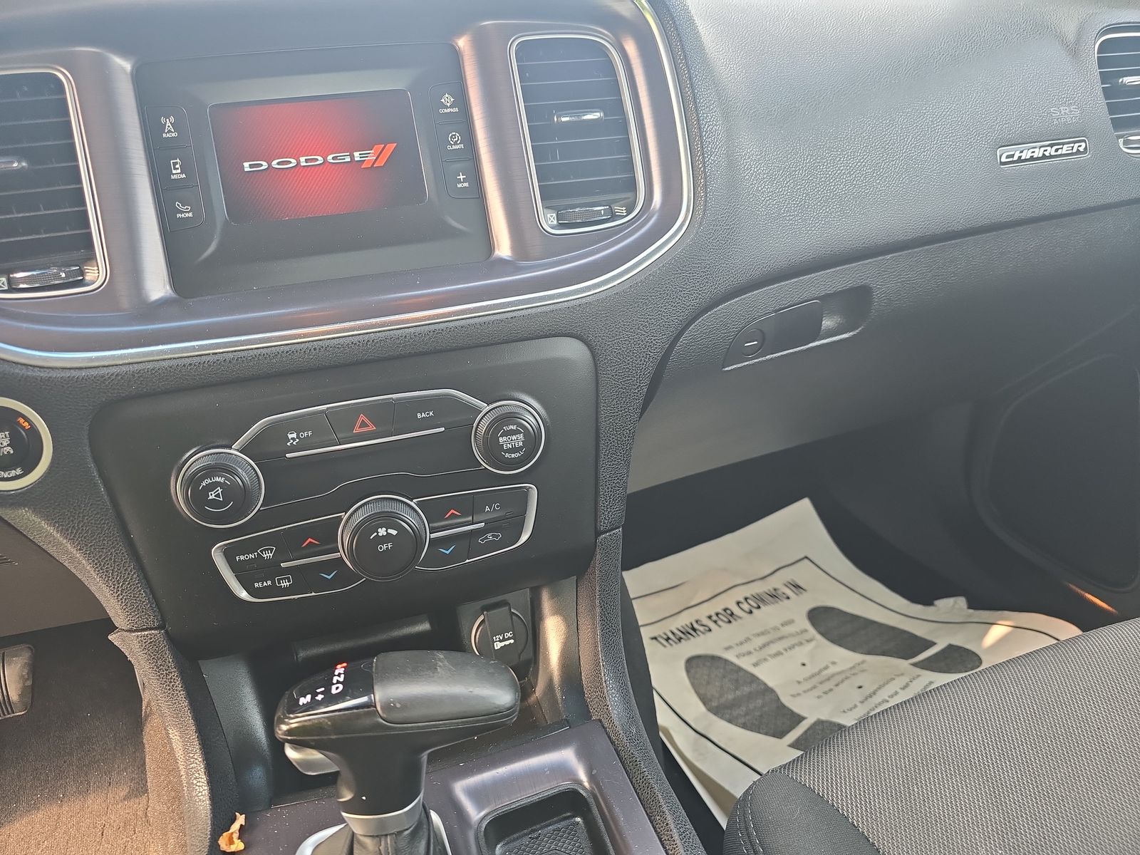 2016 Dodge Charger SE FWD