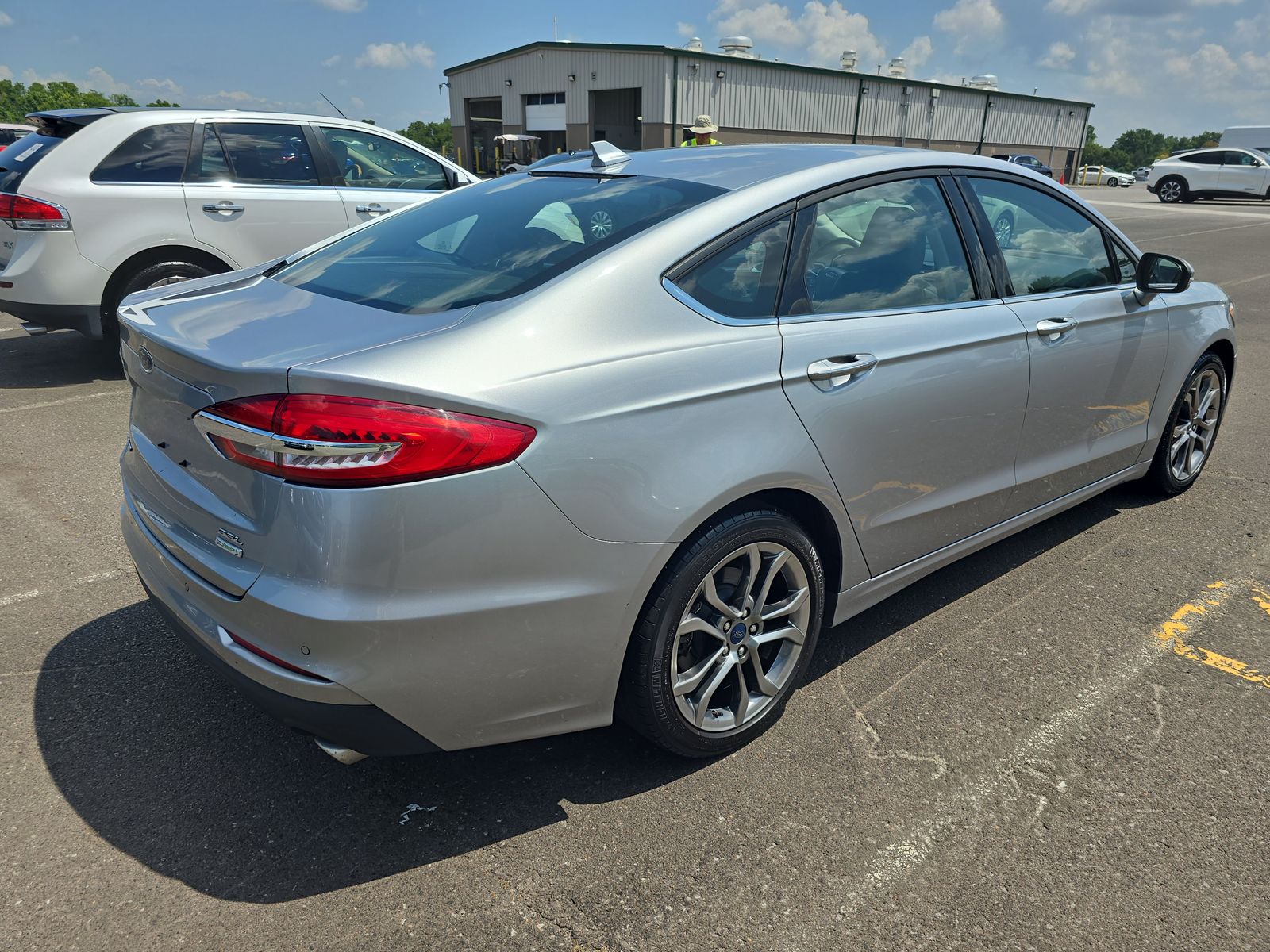 2020 Ford Fusion SEL FWD