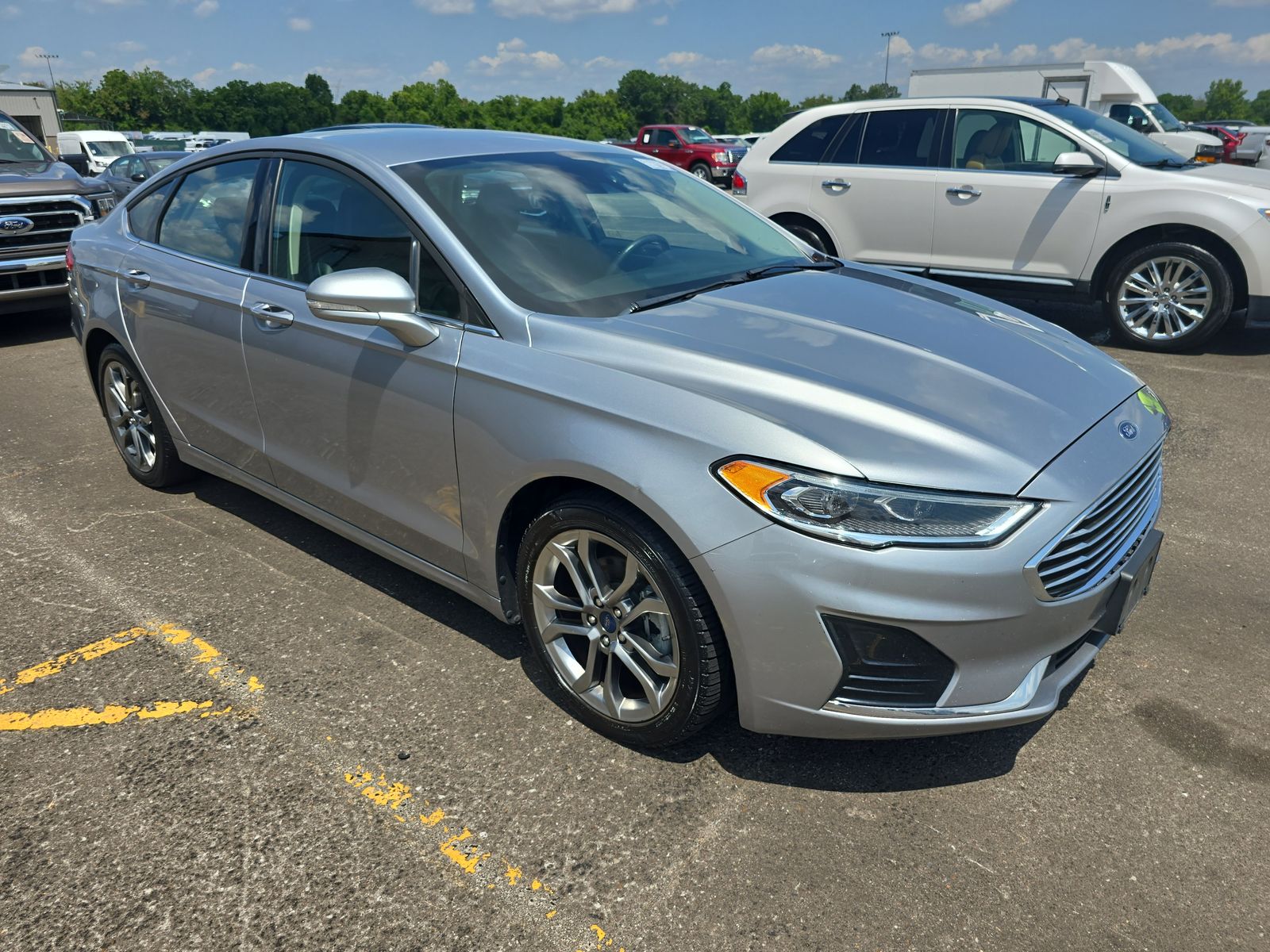 2020 Ford Fusion SEL FWD