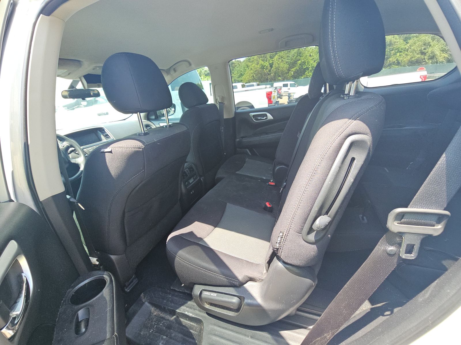 2019 Nissan Pathfinder S FWD