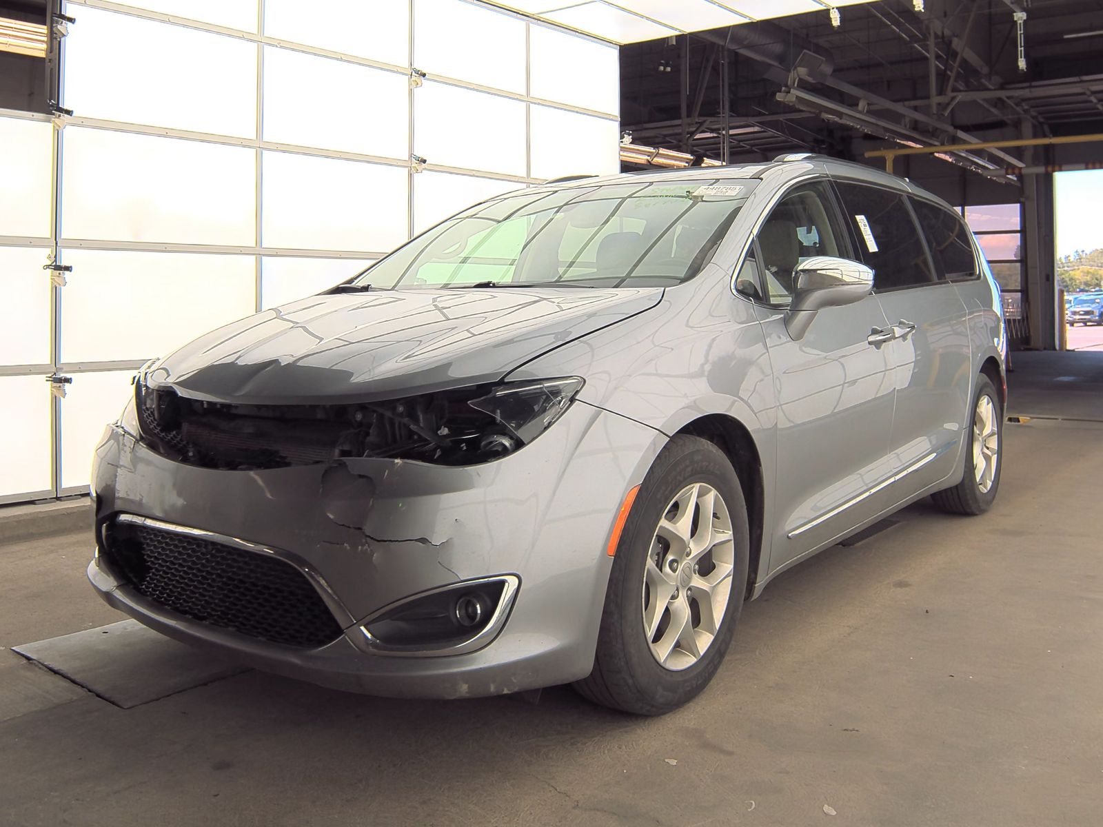 2020 Chrysler Pacifica Limited FWD