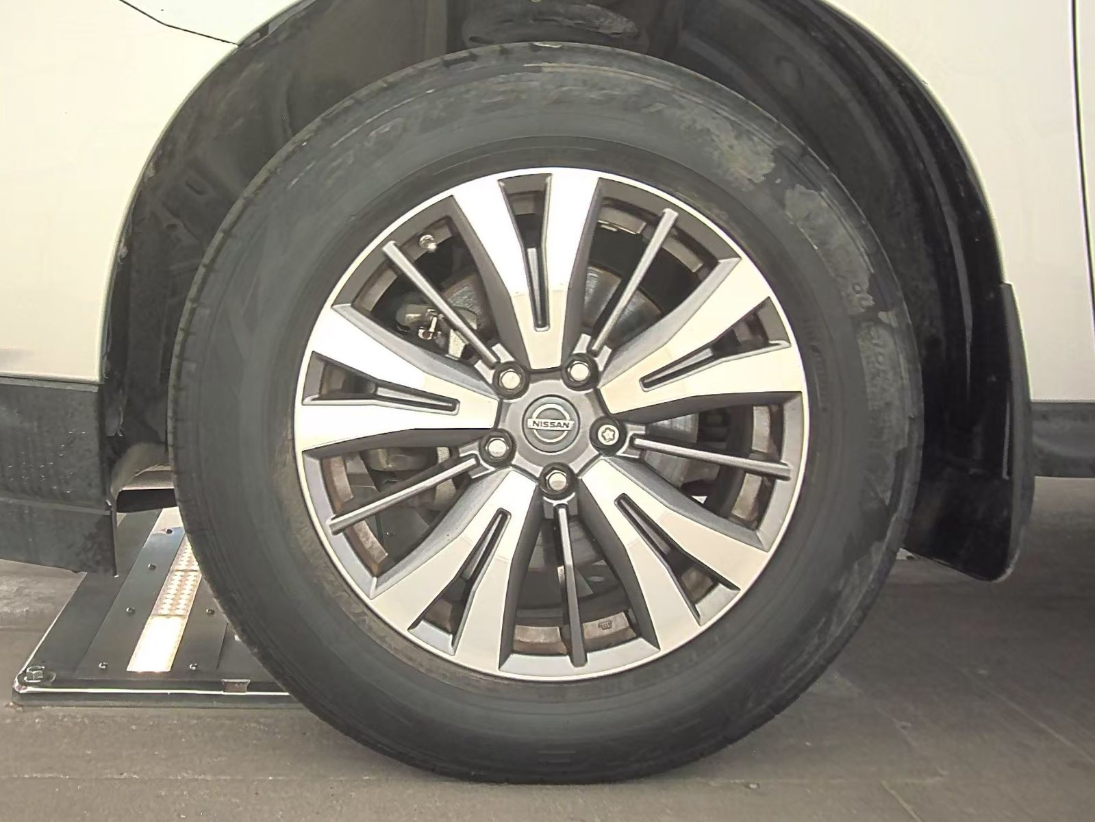 2019 Nissan Pathfinder S FWD