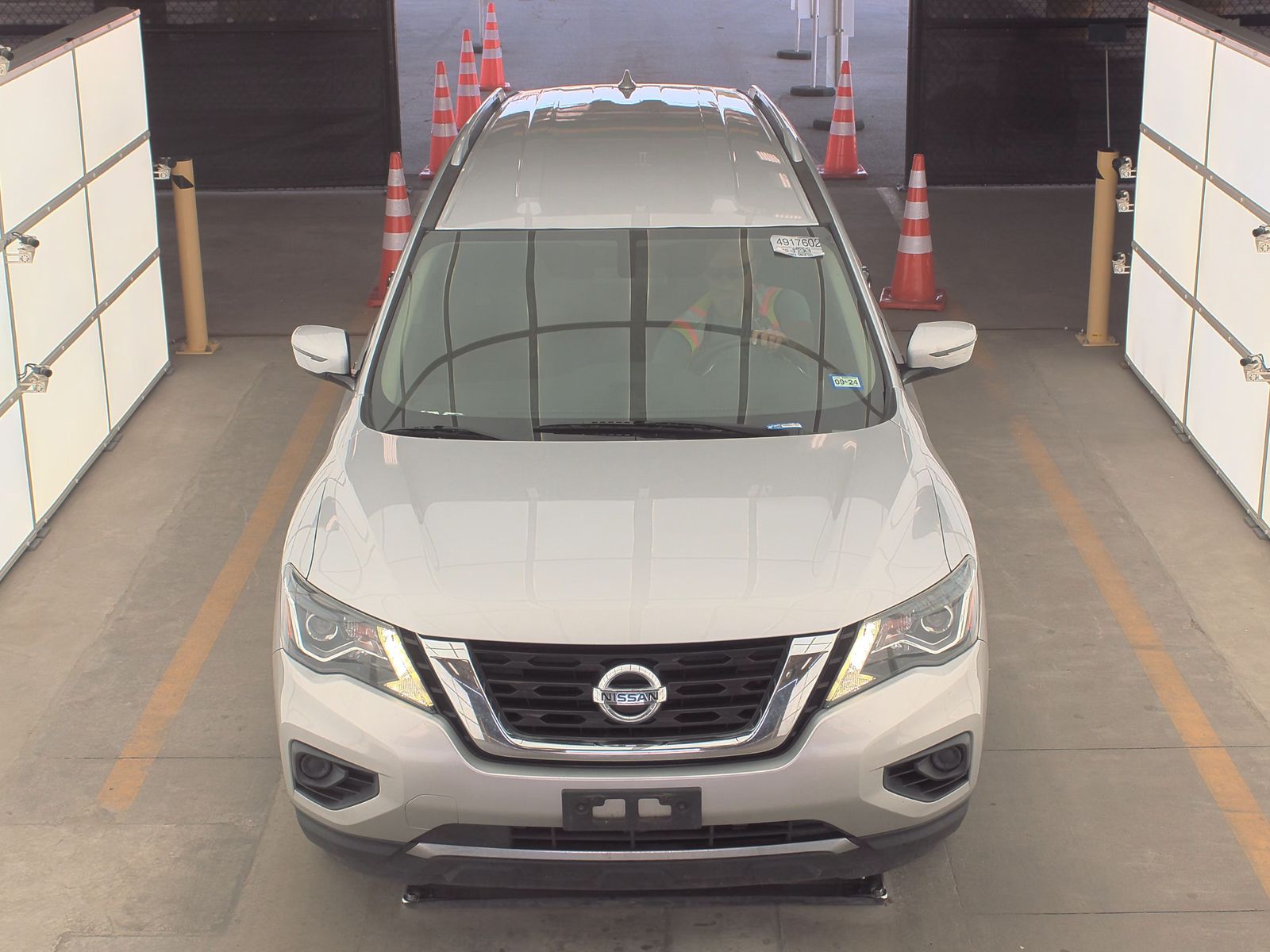 2019 Nissan Pathfinder S FWD