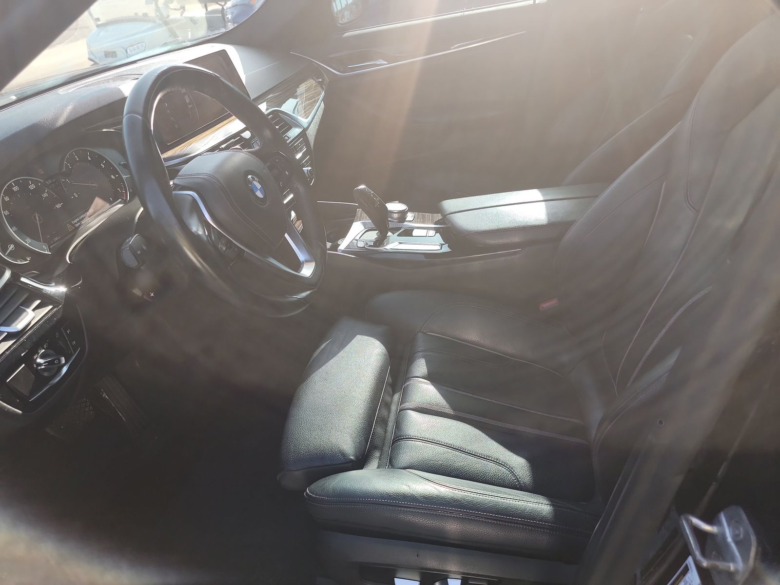 2019 BMW 5 Series 530i RWD