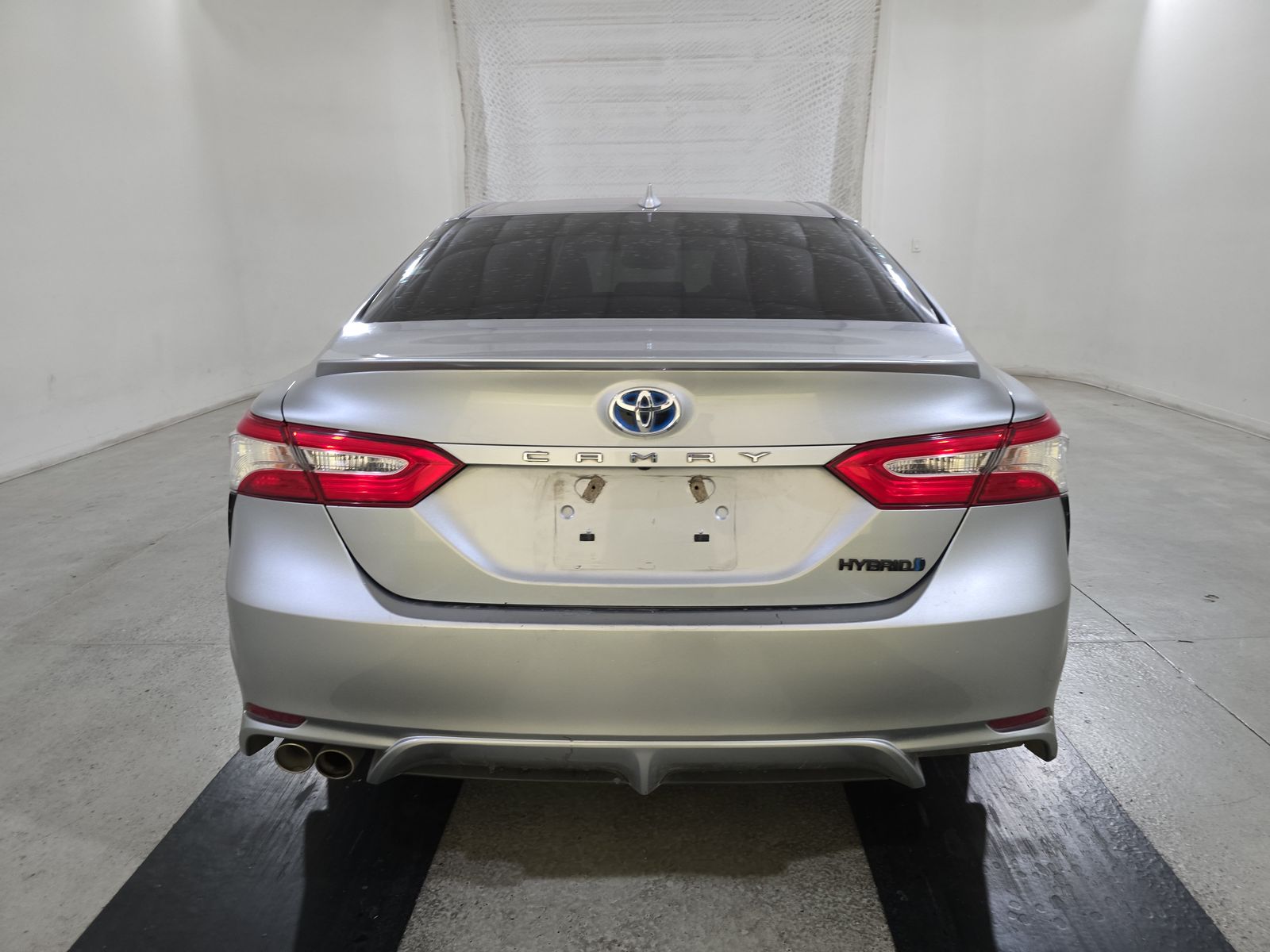 2020 Toyota Camry Hybrid SE FWD