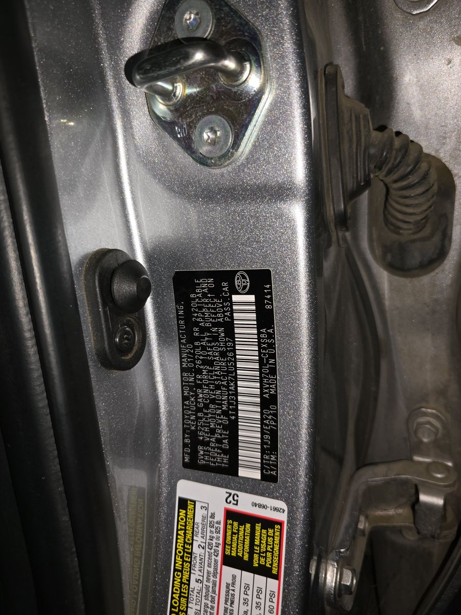 2020 Toyota Camry Hybrid SE FWD