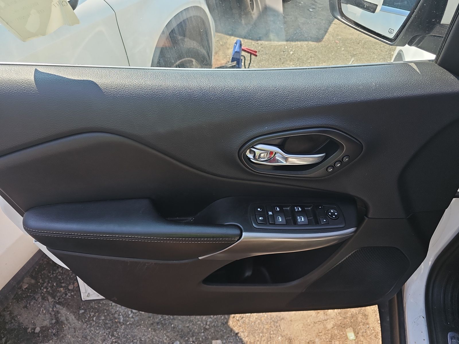 2019 Jeep Cherokee Limited FWD