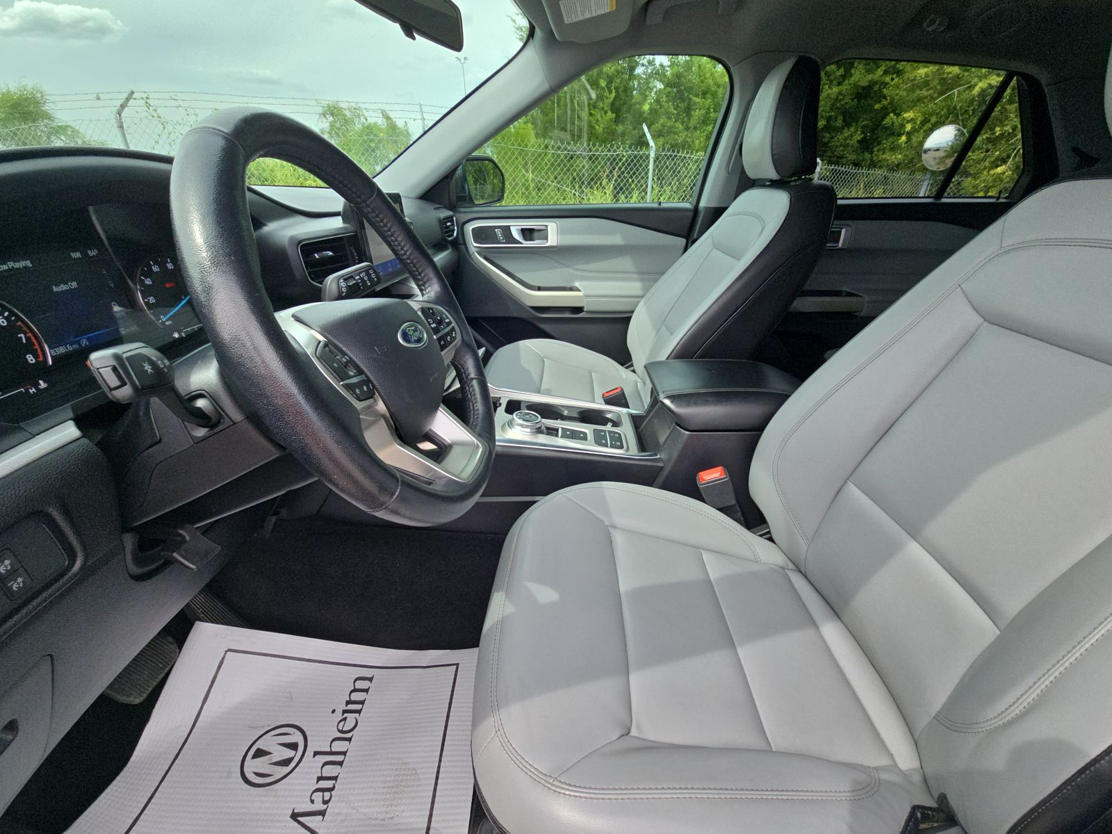 2021 Ford Explorer XLT RWD