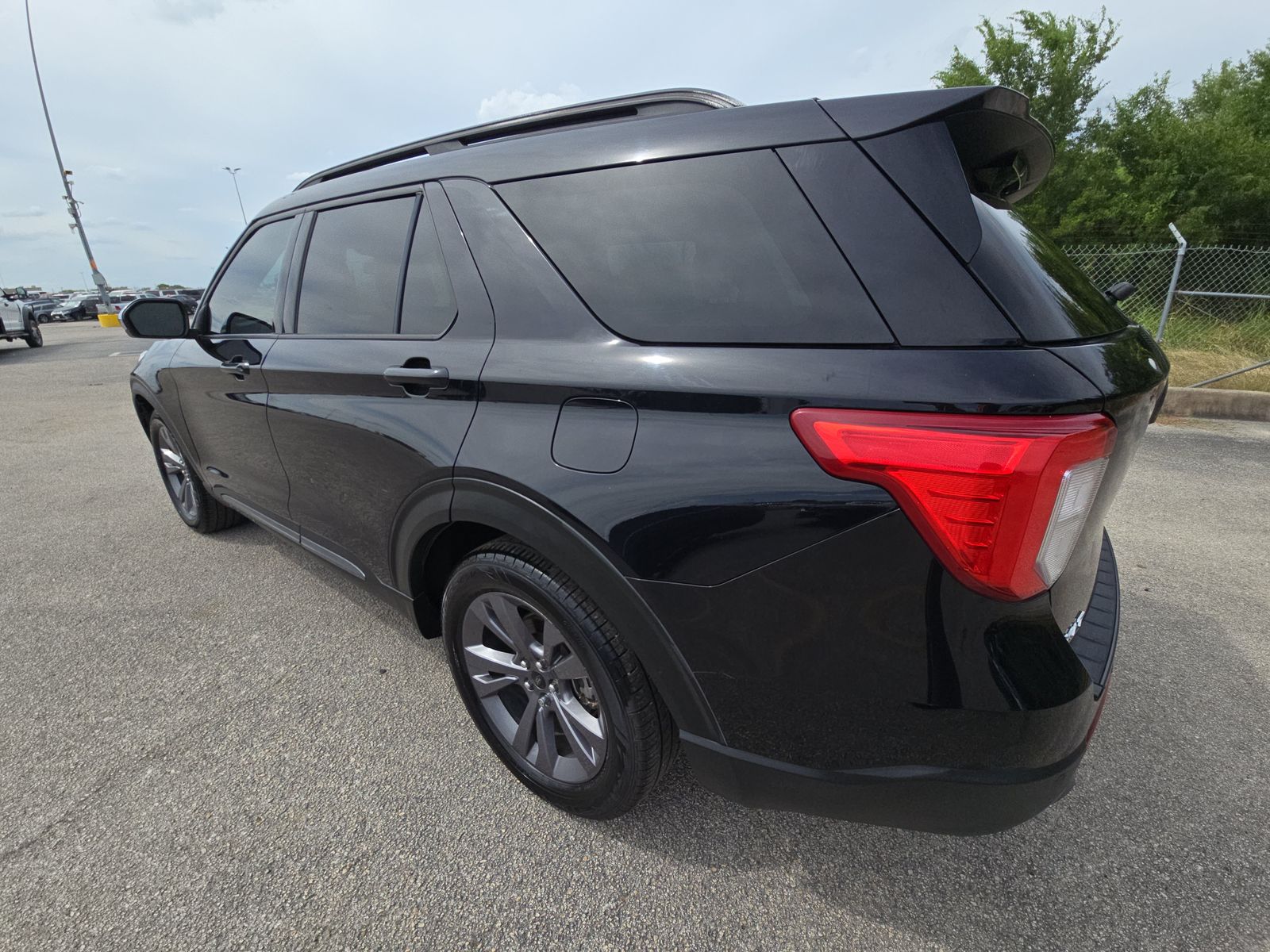 2021 Ford Explorer XLT RWD